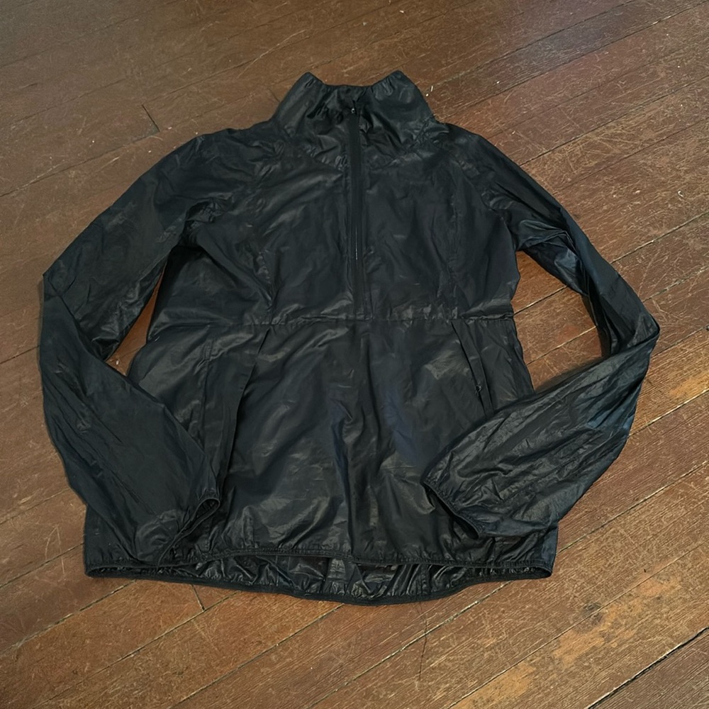 Lululemon Run With It Jacket Black Size 4